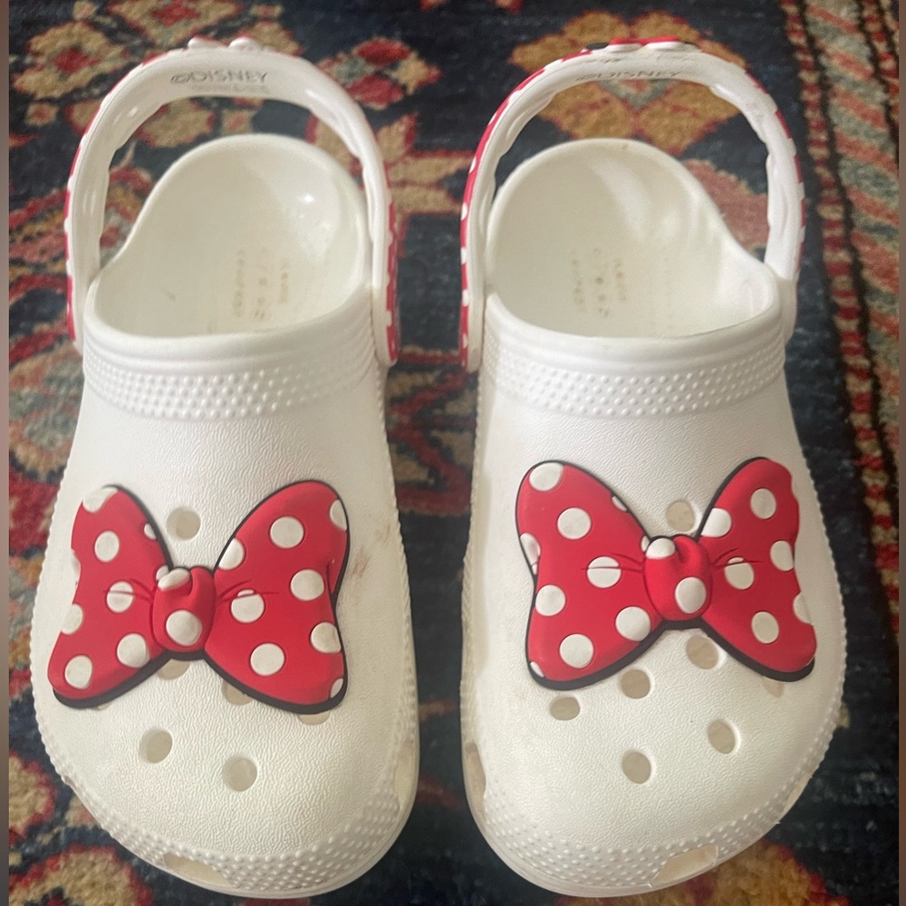 EUC Size 13C Minnie Mouse Crocs